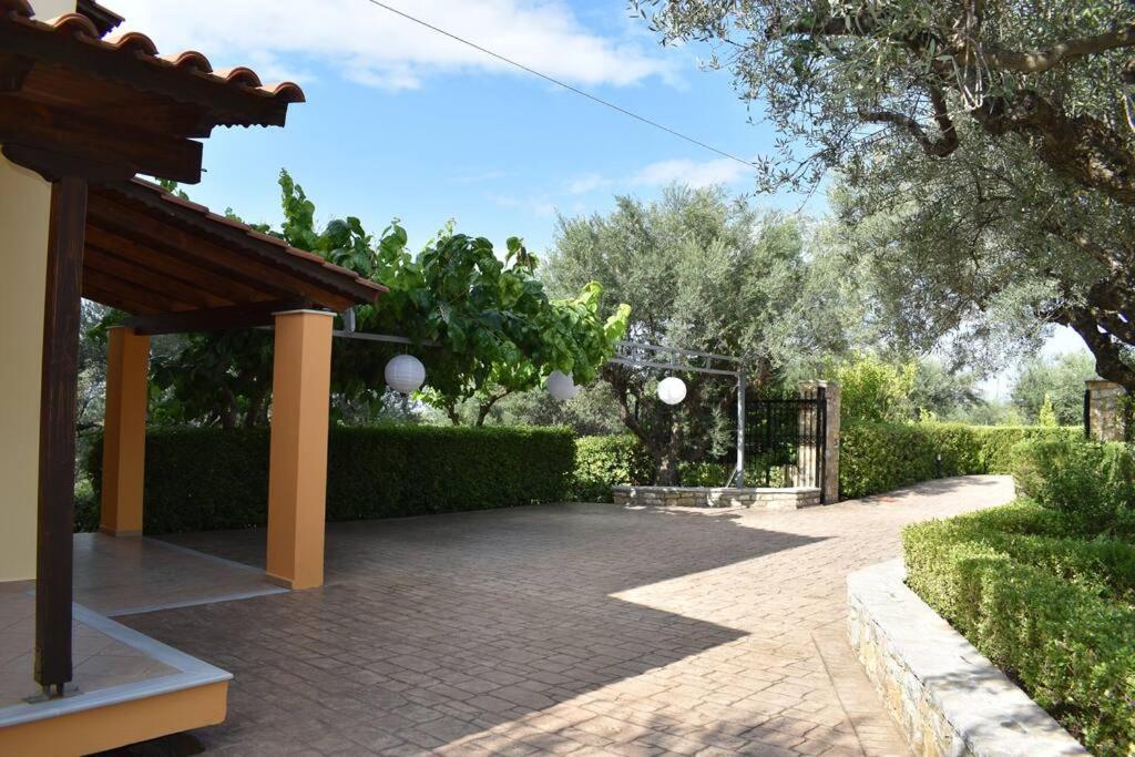 Ampelos Hillside Villa Akráta Kültér fotó