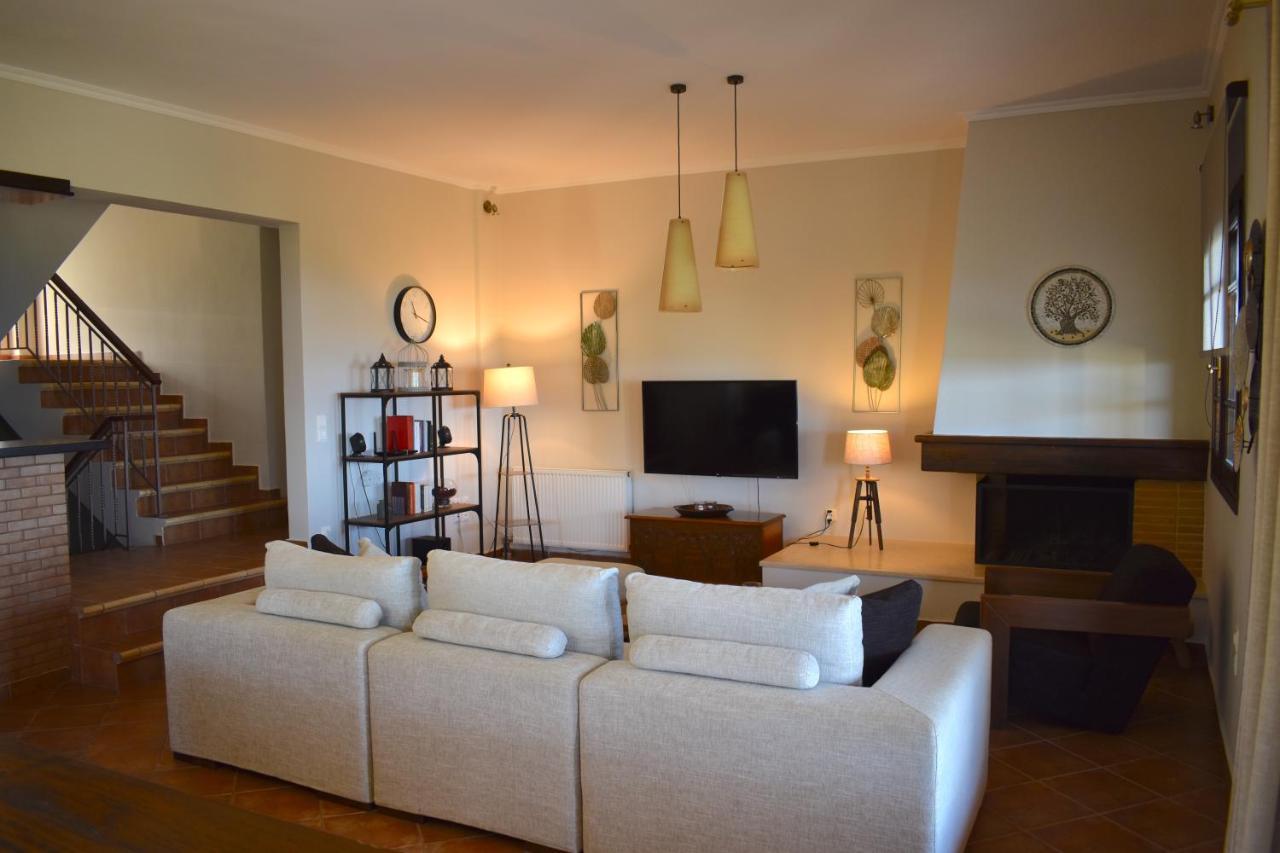Ampelos Hillside Villa Akráta Kültér fotó