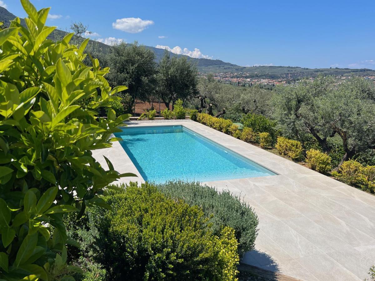 Ampelos Hillside Villa Akráta Kültér fotó